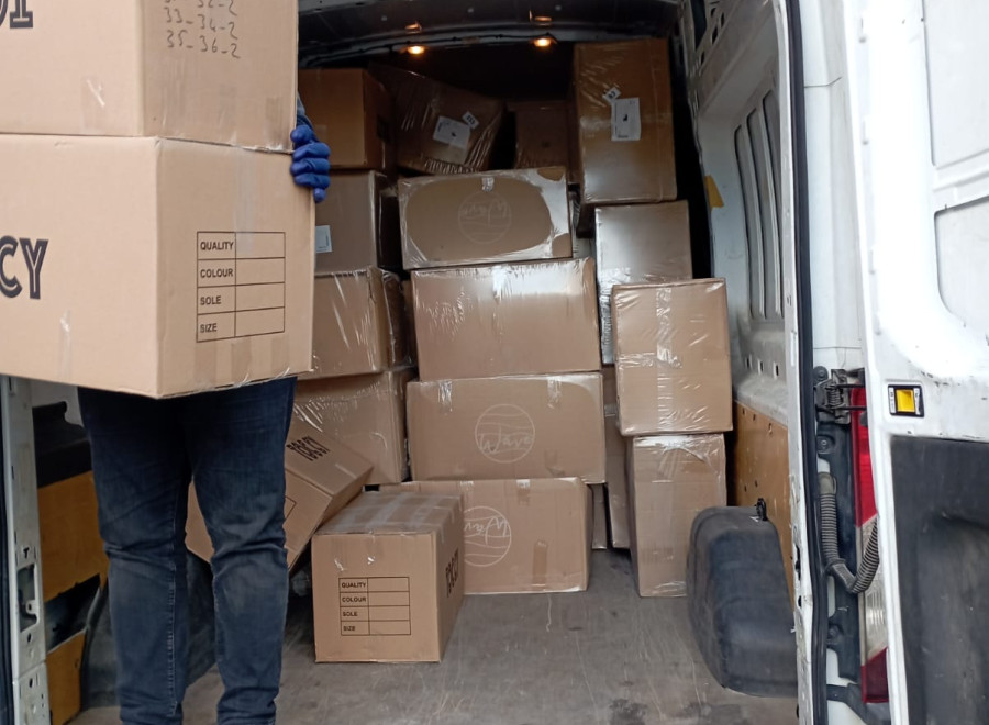 Madenciler dört koldan depremin yaralarını sarıyor