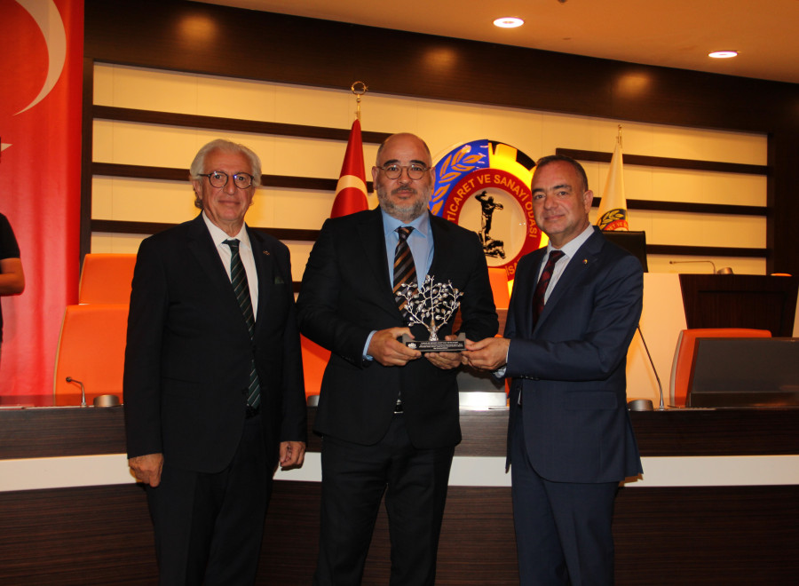 Afyonkarahisar ihracatının yıldızları ödüllerine kavuştu